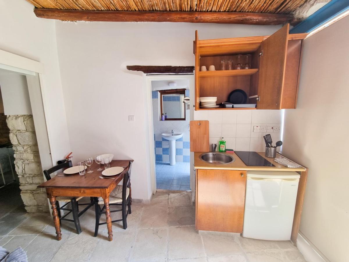 Athena'S Pool Oasis Apartment Skarinou Екстериор снимка