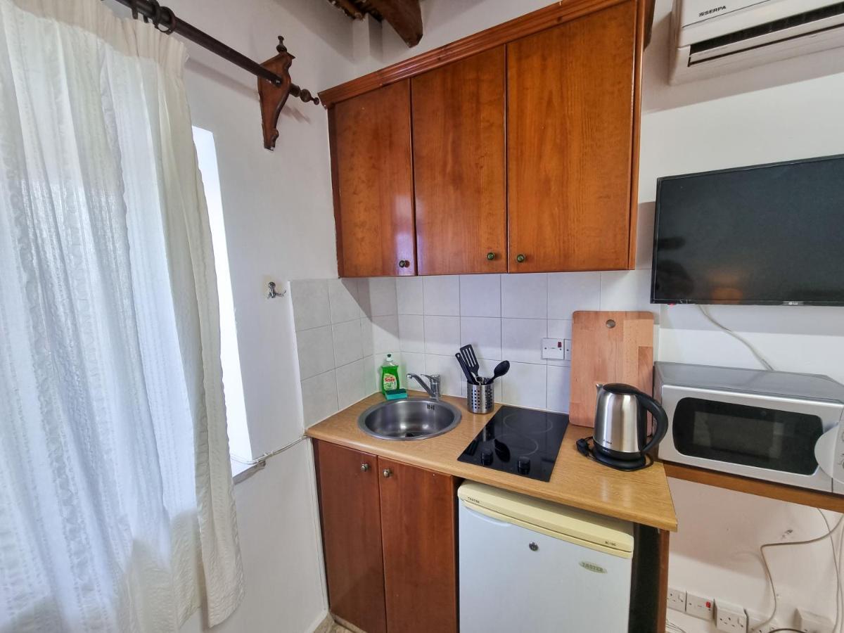 Athena'S Pool Oasis Apartment Skarinou Екстериор снимка